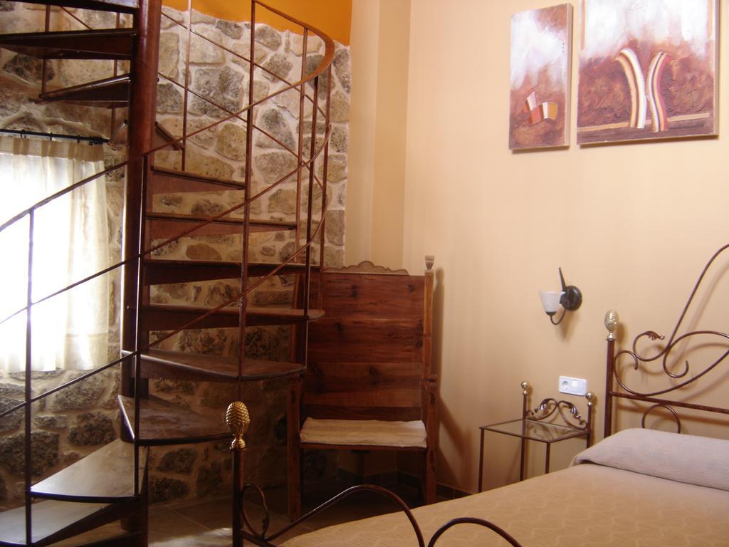 Hostal Casa Laure Y Mª Jose Arens de Lledo Екстер'єр фото