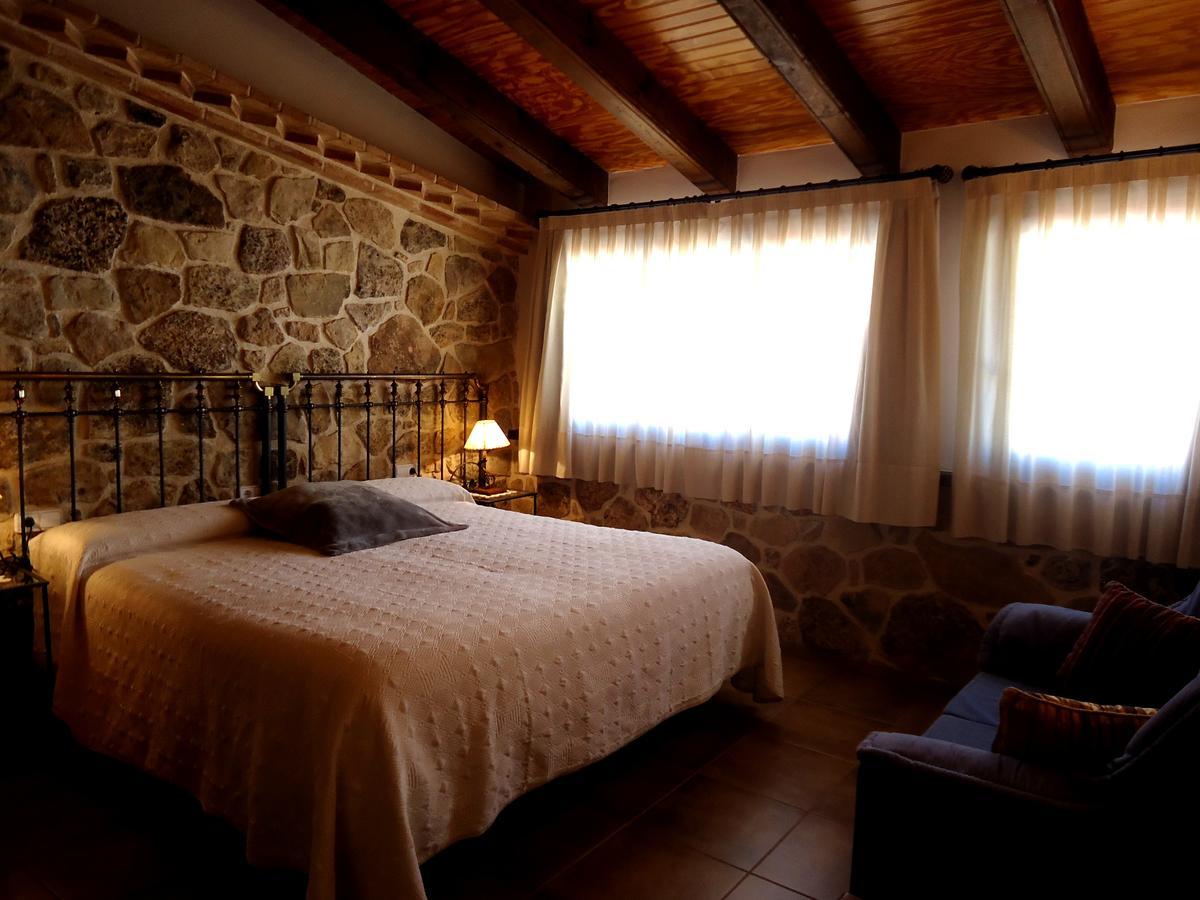 Hostal Casa Laure Y Mª Jose Arens de Lledo Екстер'єр фото